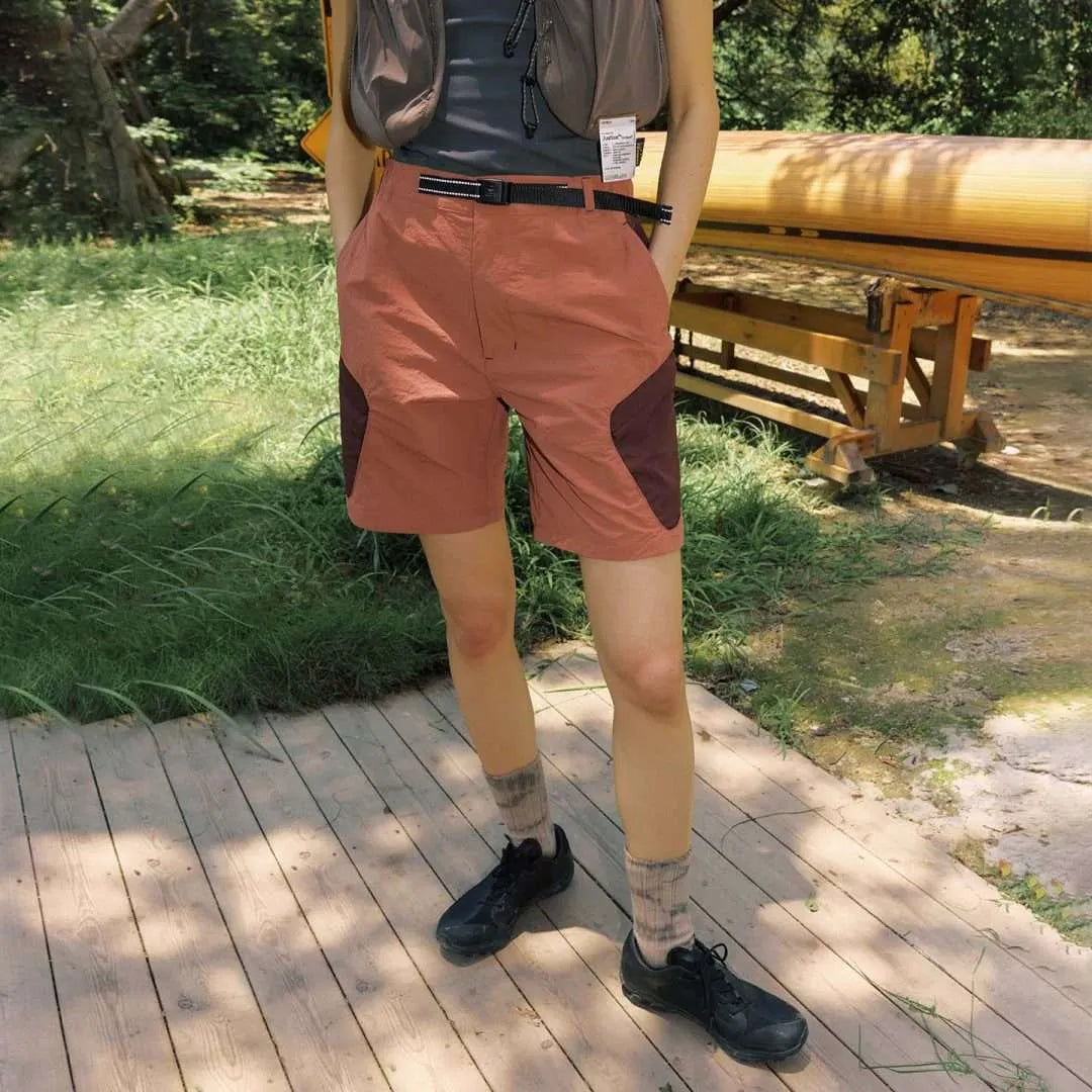 Contrast Pocket Knee Length Shorts