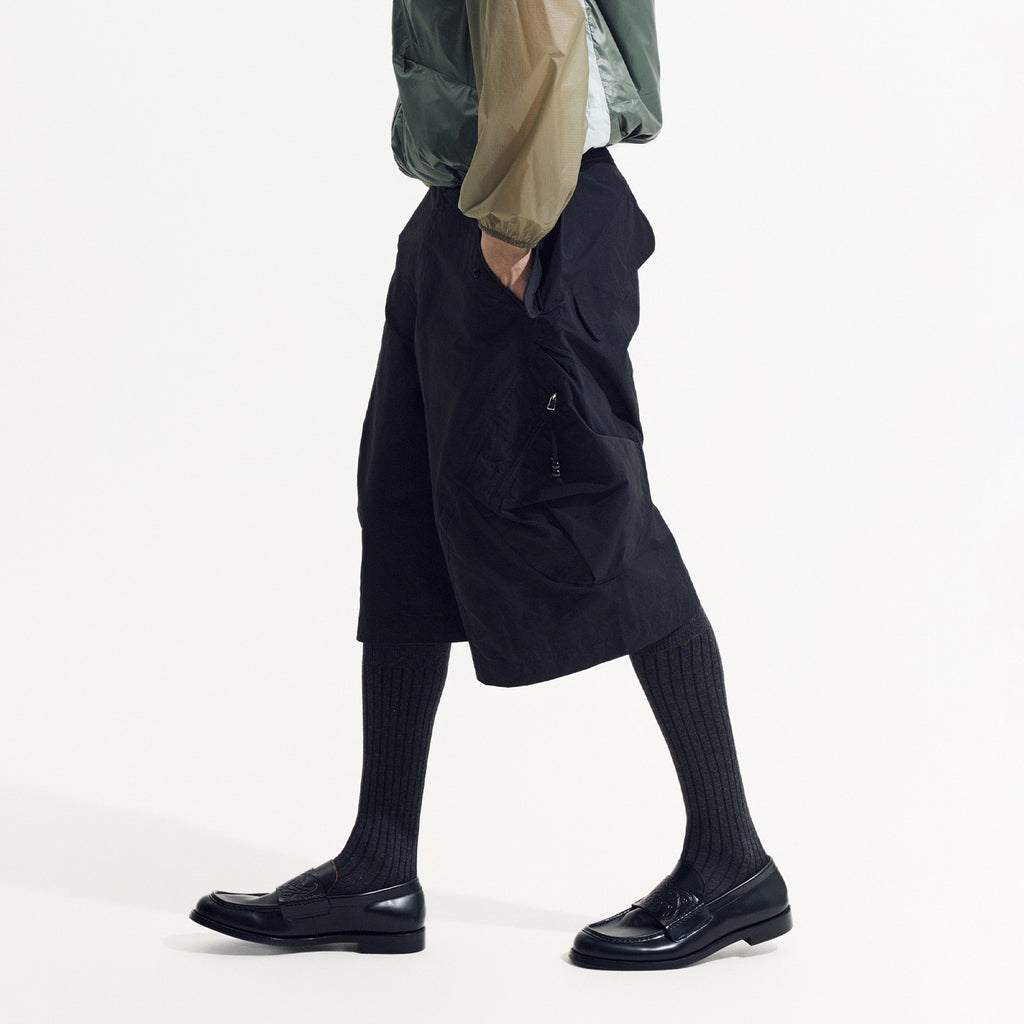 Curved Capri Pants