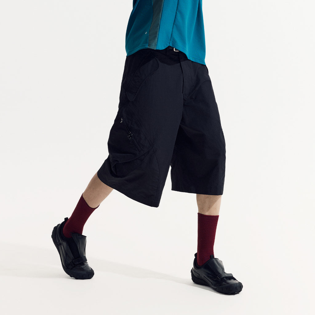 Curved Capri Pants