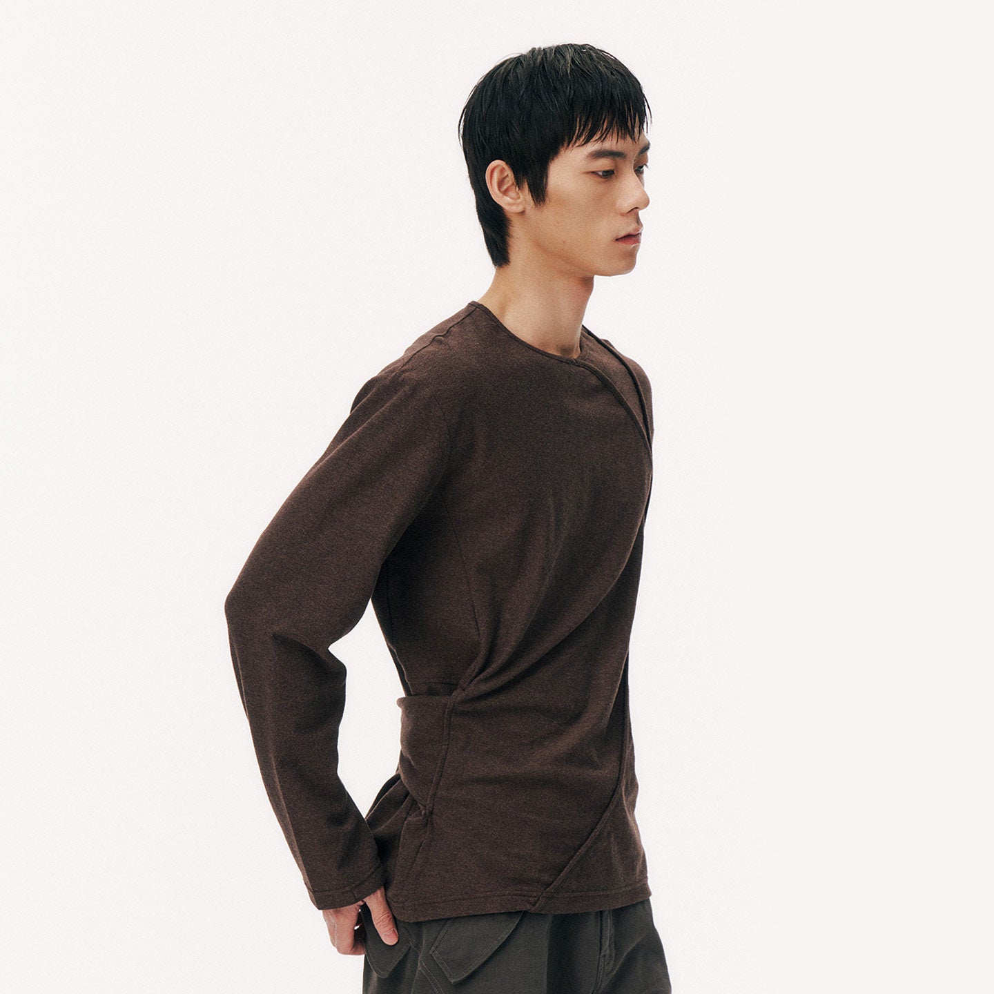 Asymmetrical Y-Cut Tee