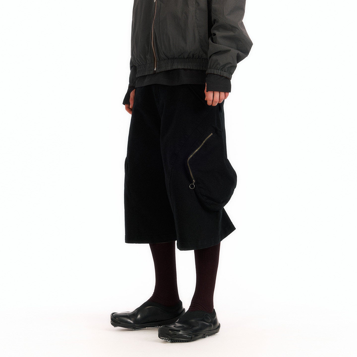 Curved Cut 7/8 Length Pants
