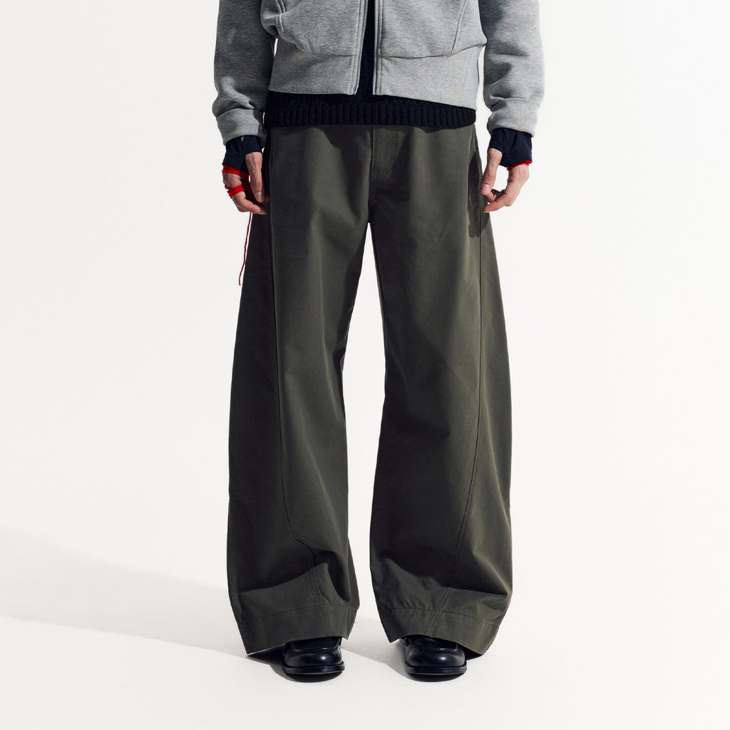 Loose Curved Pants