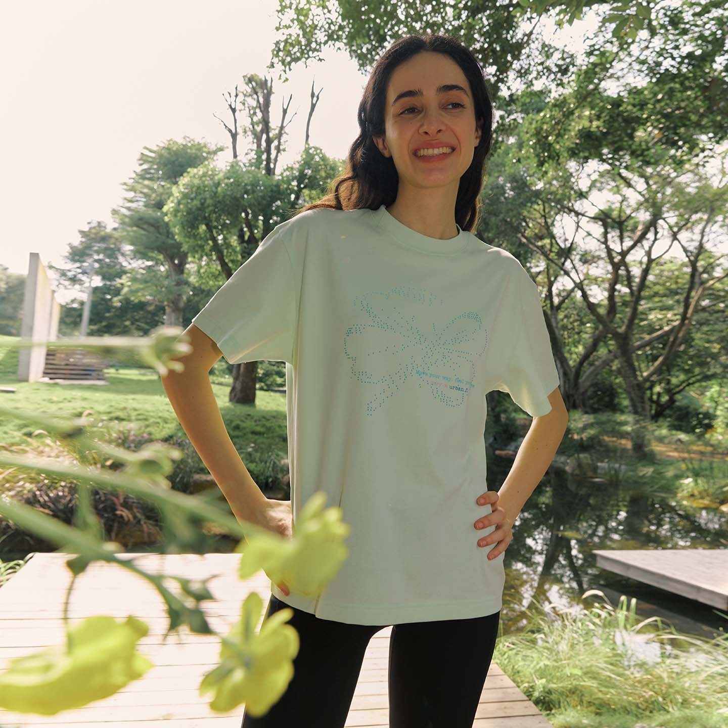 Velvet-Feel Stamen Grain Printed Athletic Tee