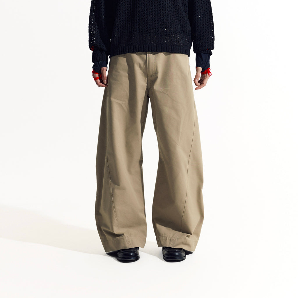 Loose Curved Pants